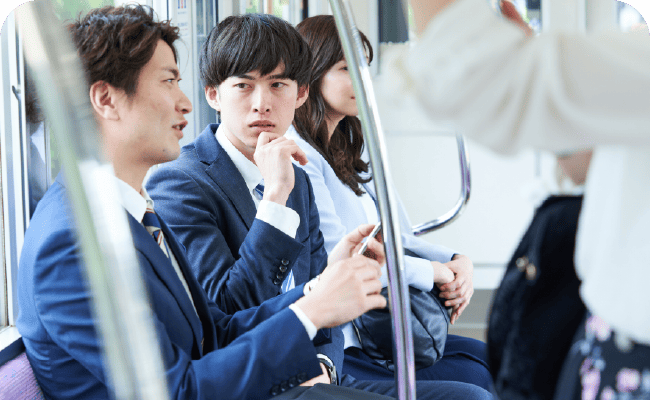 電車の中のイメージ